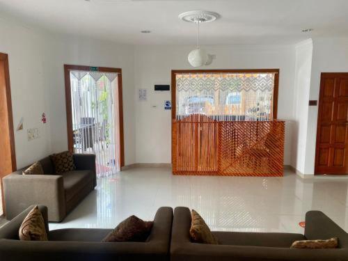 Alaika Maafushi Hotel Ngoại thất bức ảnh