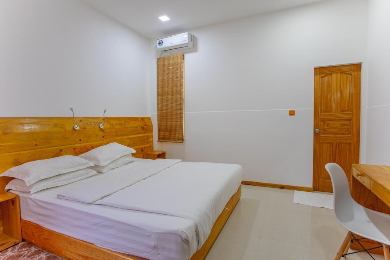 Alaika Maafushi Hotel Ngoại thất bức ảnh