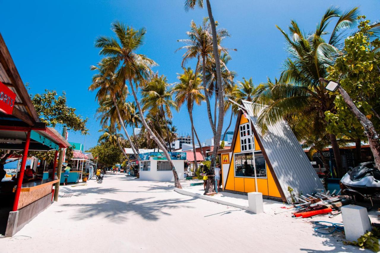 Alaika Maafushi Hotel Ngoại thất bức ảnh
